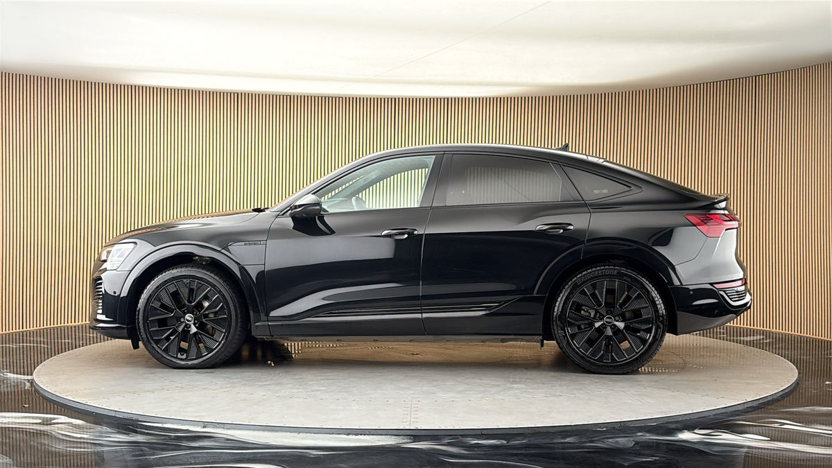 More views of Audi Q8 e-tron