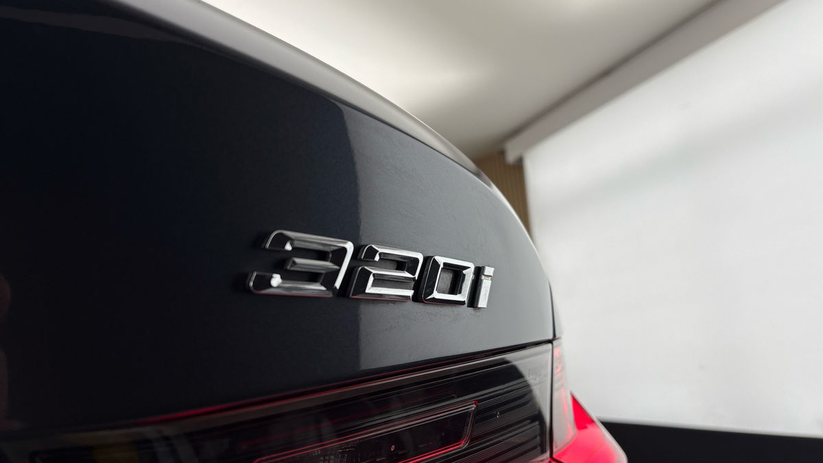 BMW 3 Series Image 34