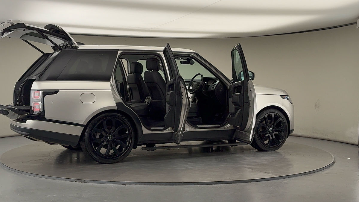 More views of Land Rover Range Rover