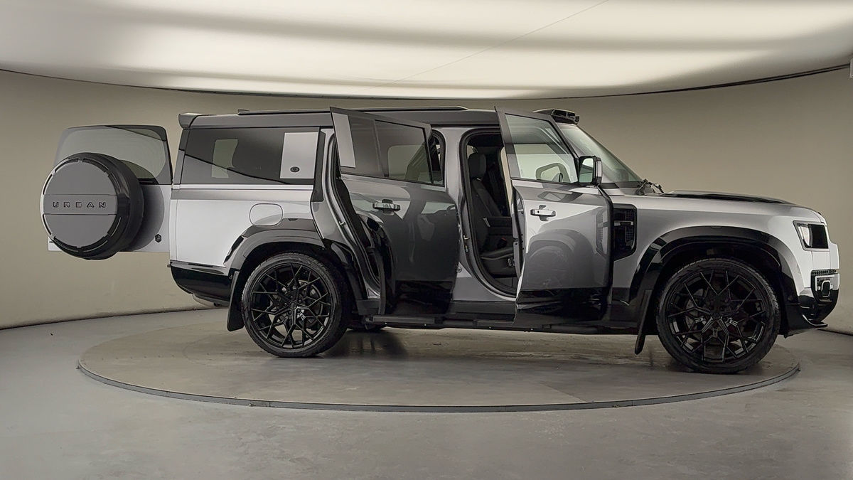 More views of Land Rover Defender 130