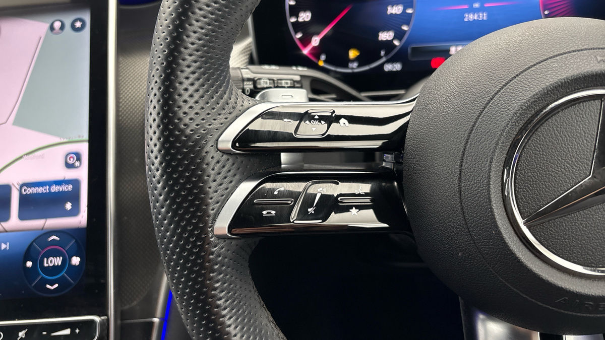 Mercedes-Benz GLC Image 13