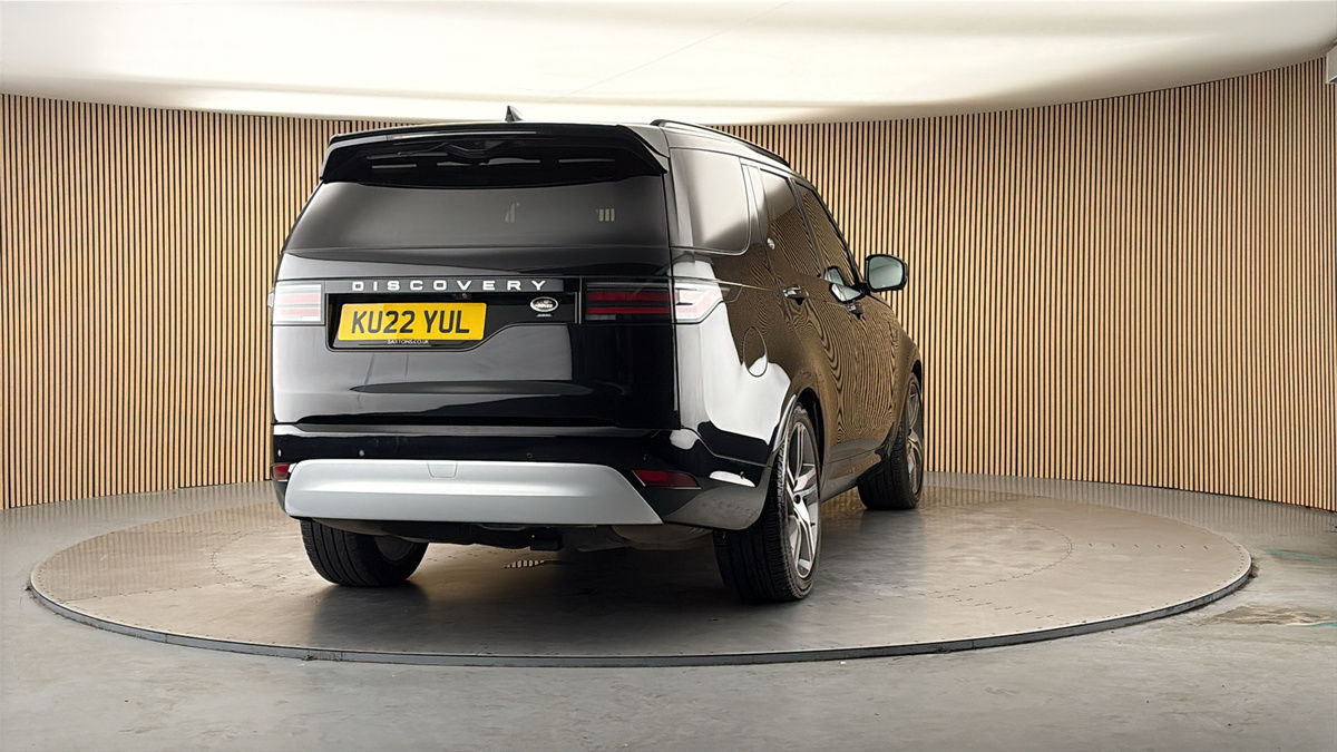 More views of Land Rover Discovery