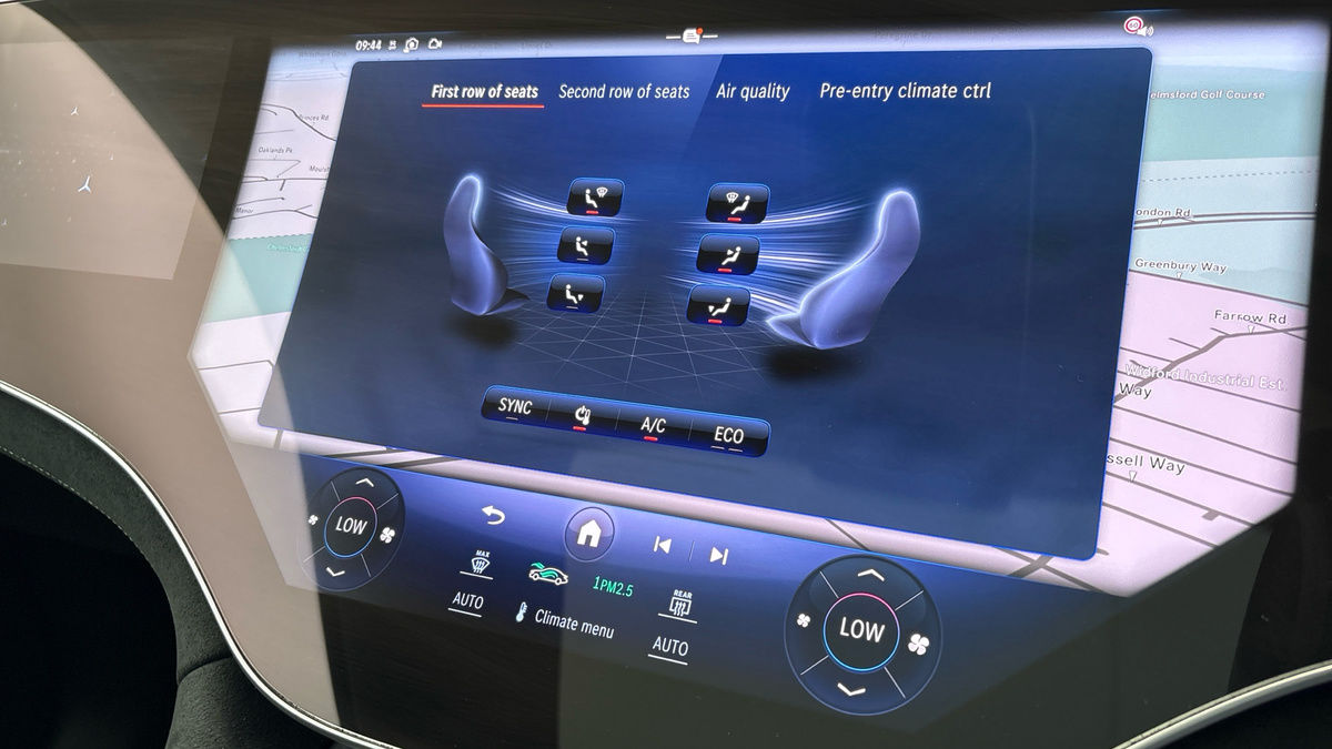 Mercedes-Benz EQE Image 38