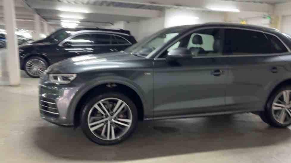 More views of Audi Q5