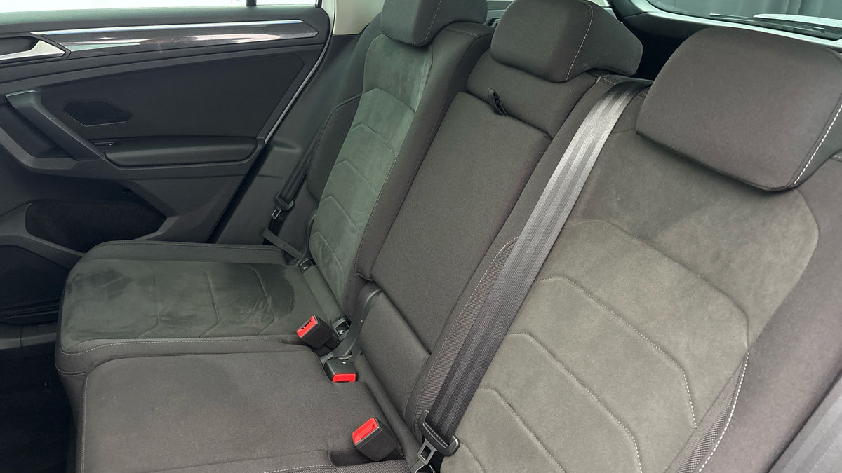 Volkswagen Tiguan Image 8