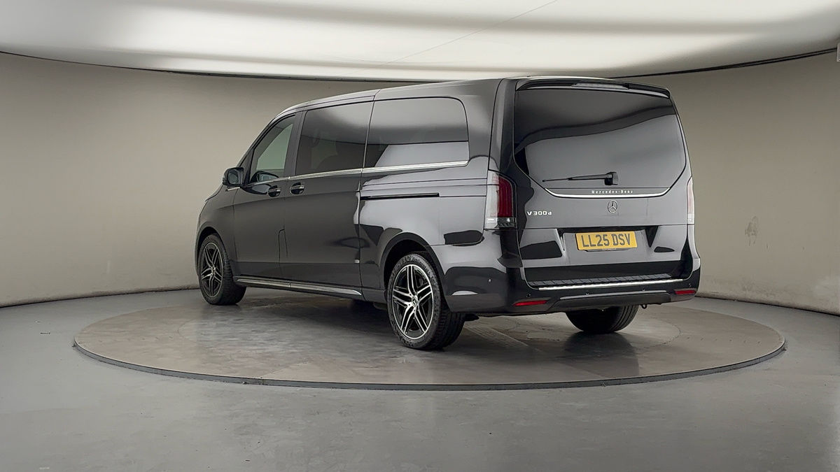 Mercedes-Benz V Class Image 2