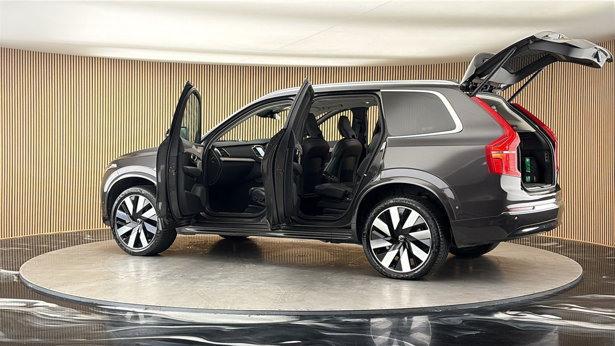 More views of Volvo XC90