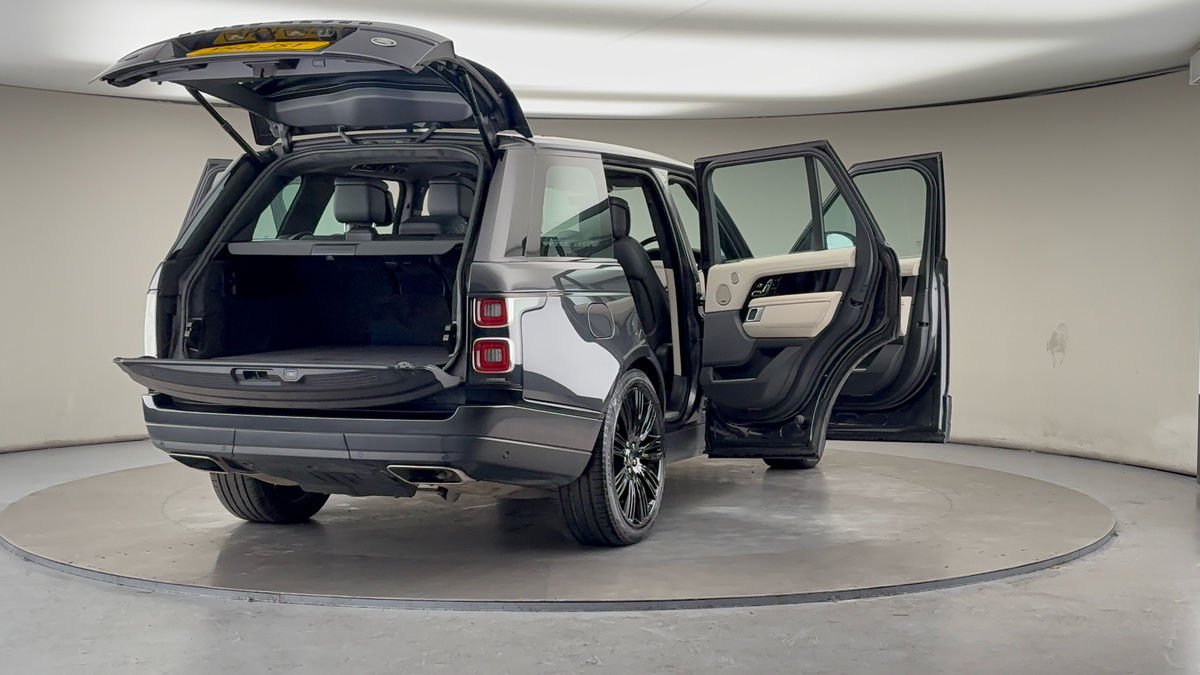 More views of Land Rover Range Rover