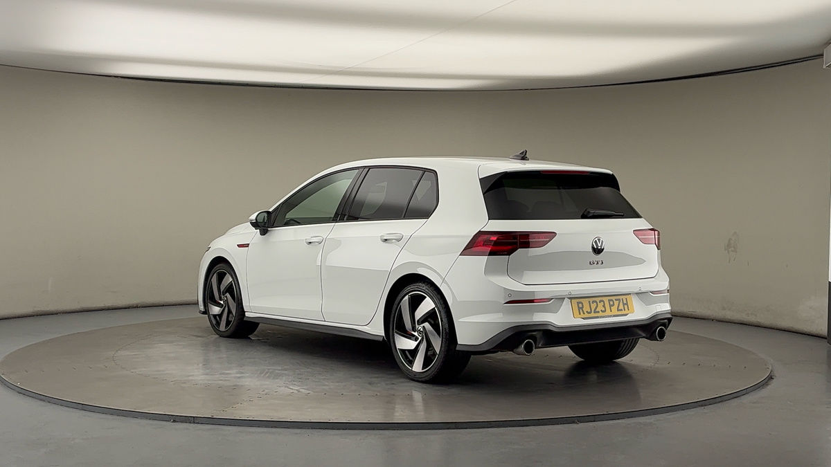 Volkswagen Golf Image 2