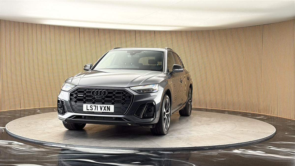 More views of Audi Q5
