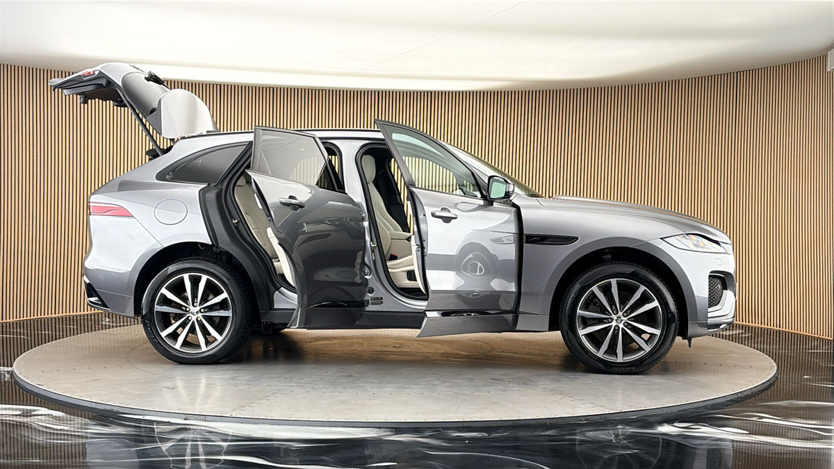 More views of Jaguar F-PACE