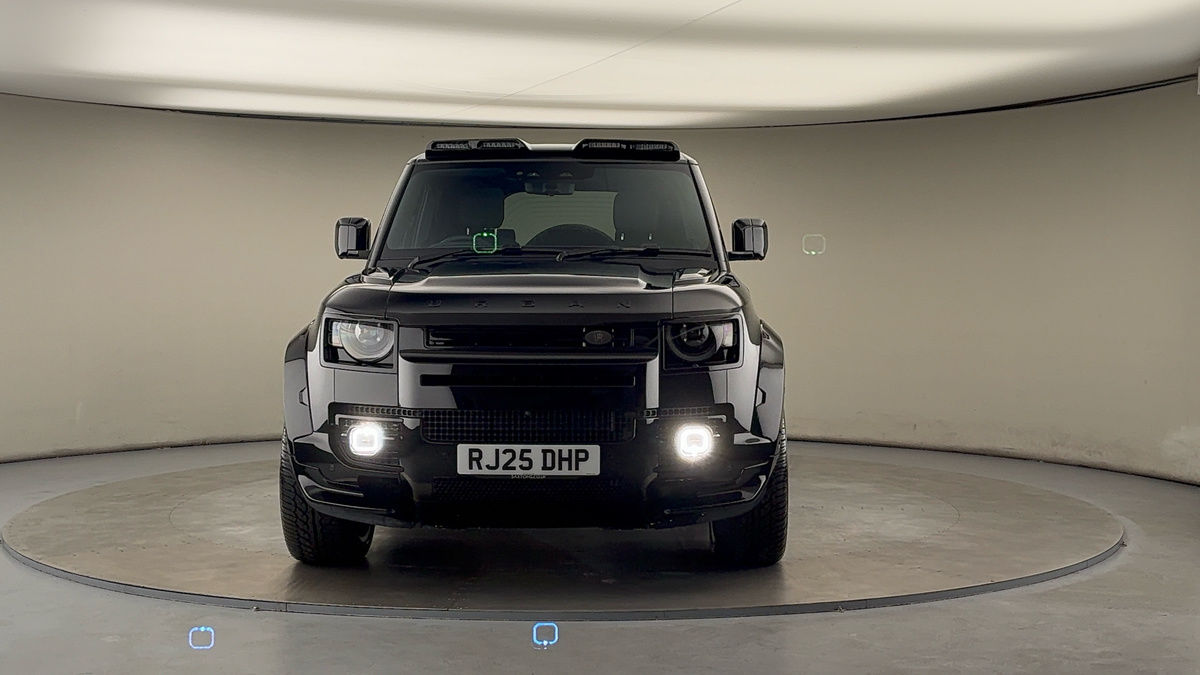 Land Rover Defender 110 Urban Image 3