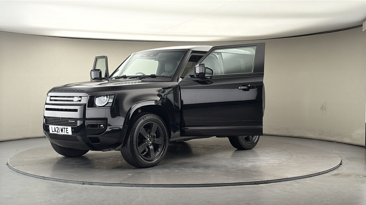 Land Rover Defender 90 Image 22