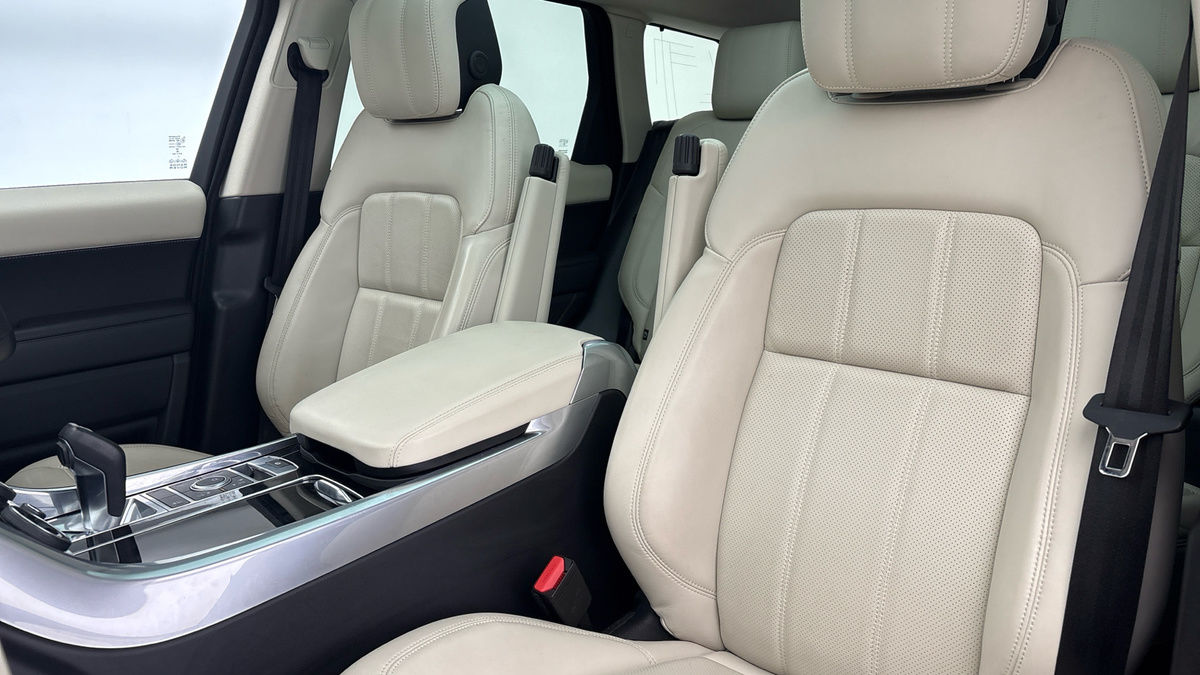 Land Rover Range Rover Sport Image 7