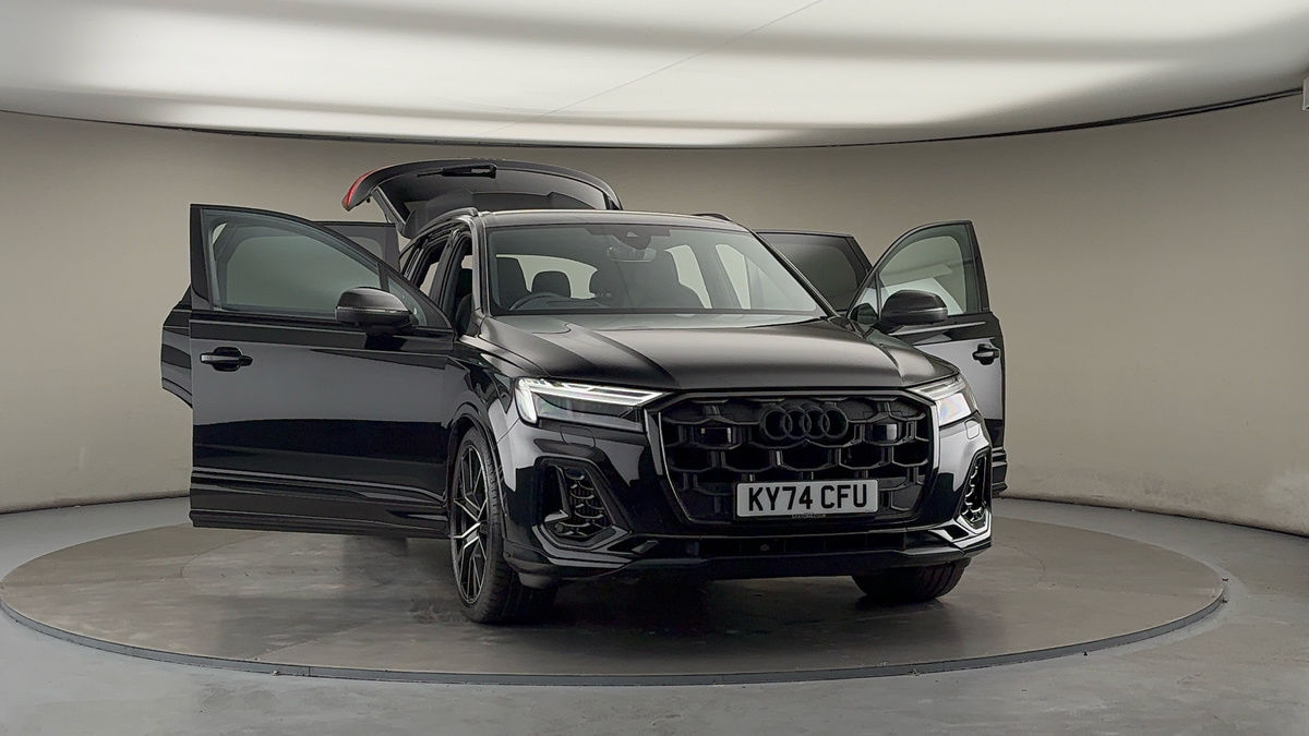 More views of Audi SQ7