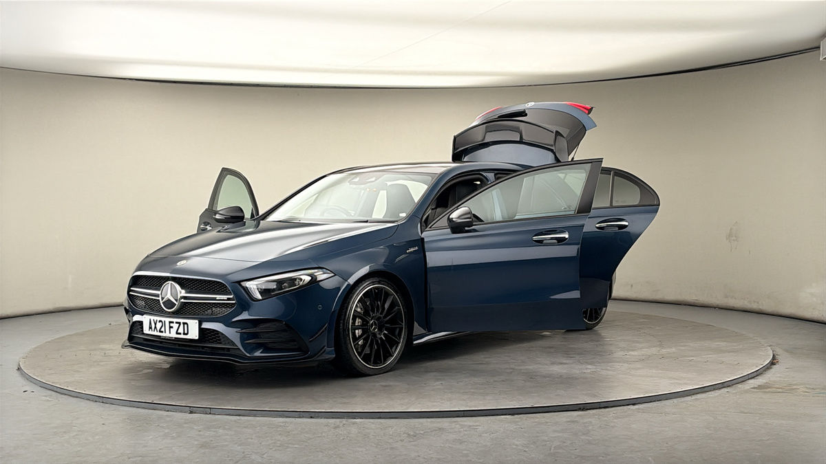 Mercedes-Benz A Class Image 22