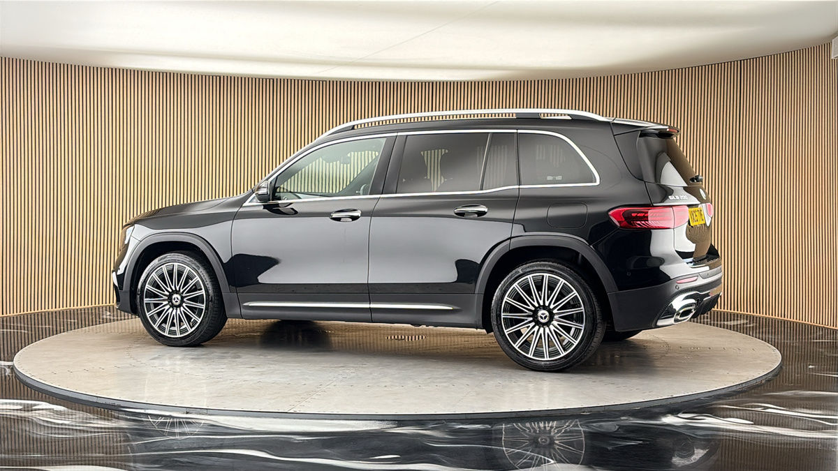 More views of Mercedes-Benz GLB