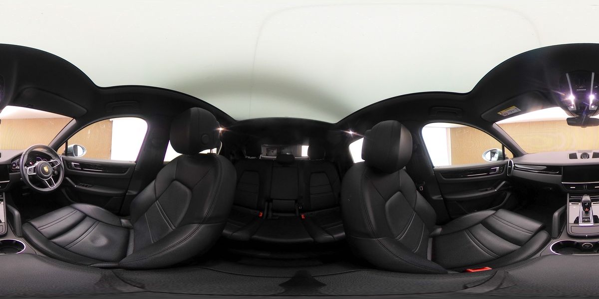 More views of Porsche Cayenne