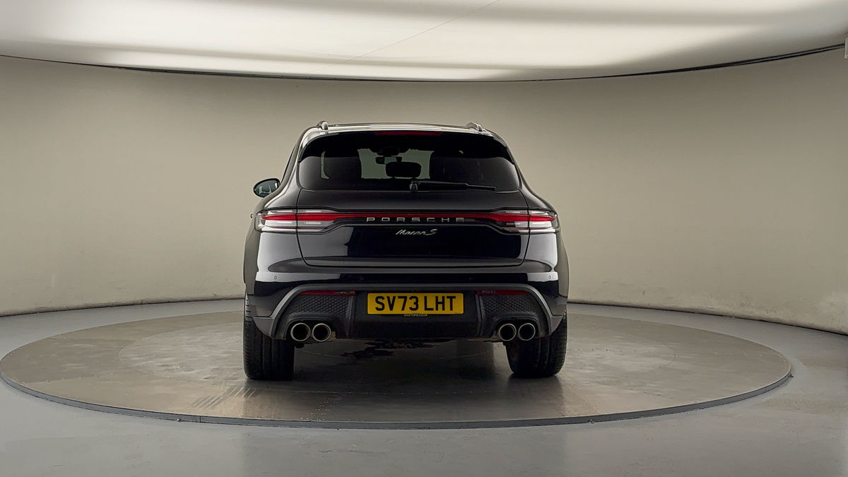 More views of Porsche Macan