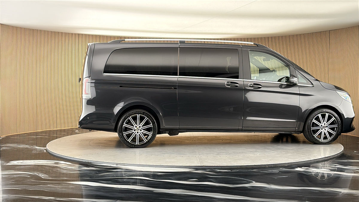 More views of Mercedes-Benz V Class