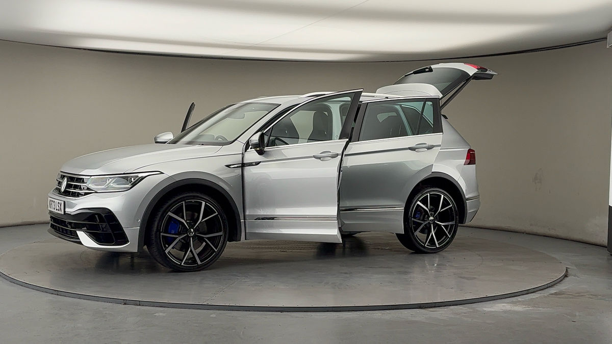 More views of Volkswagen Tiguan