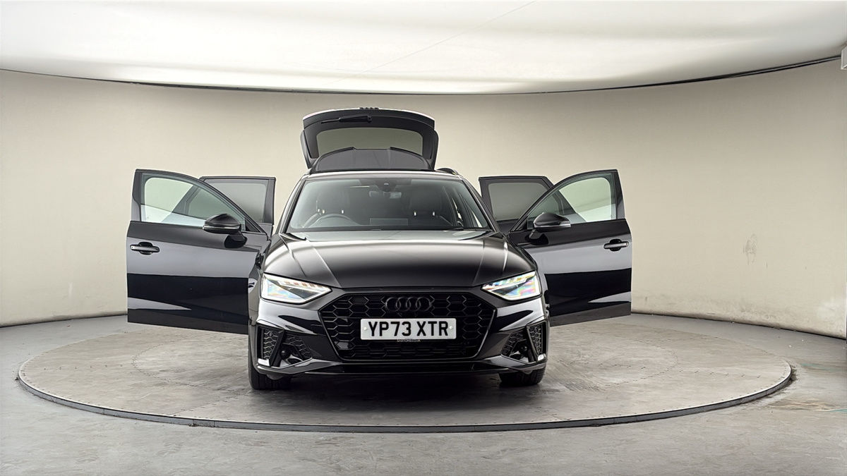 More views of Audi A4 Avant