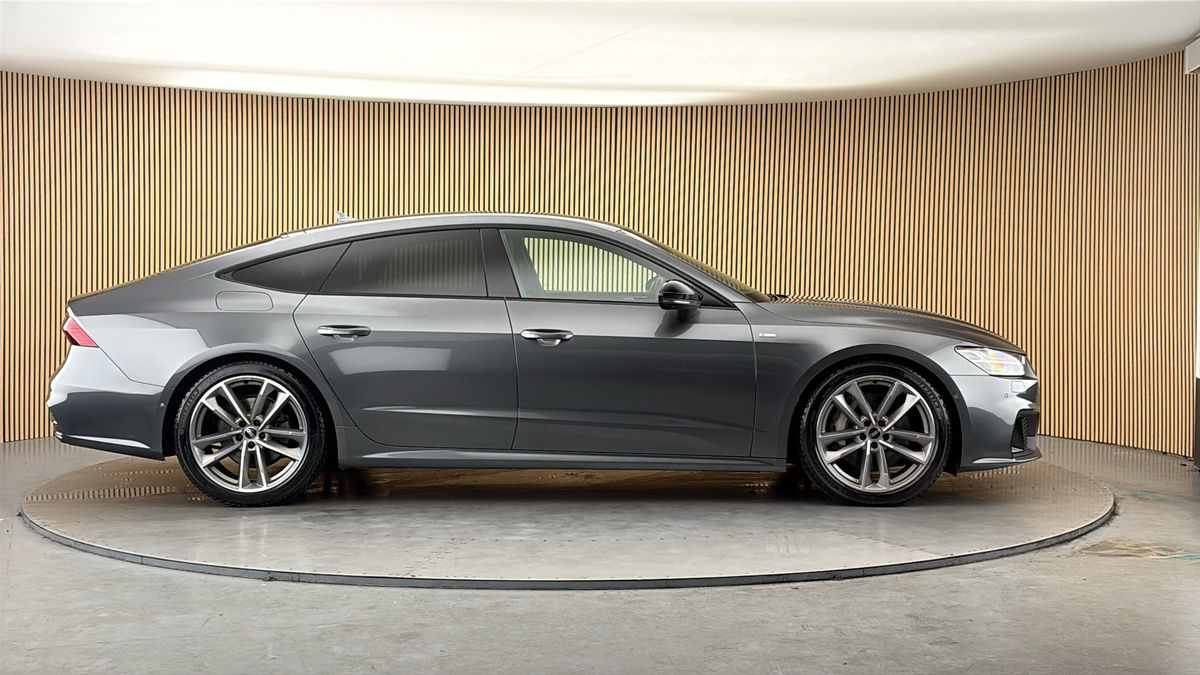 Audi A7 Image 16