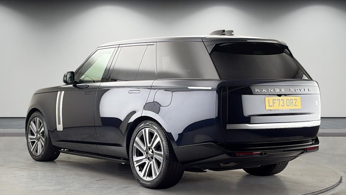 Land Rover Range Rover Image 2