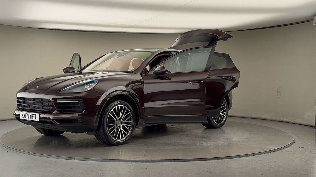 More views of Porsche Cayenne