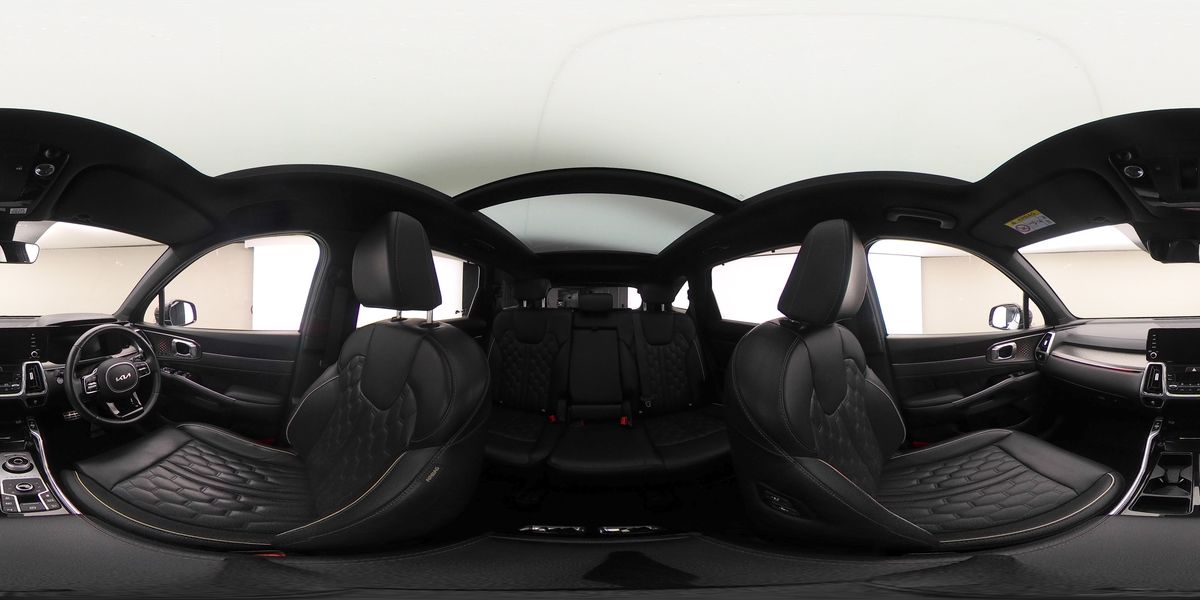 More views of Kia Sorento