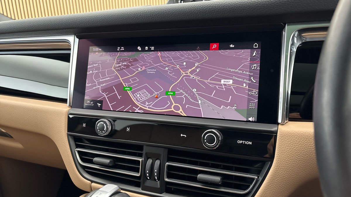 Porsche Macan Image 17