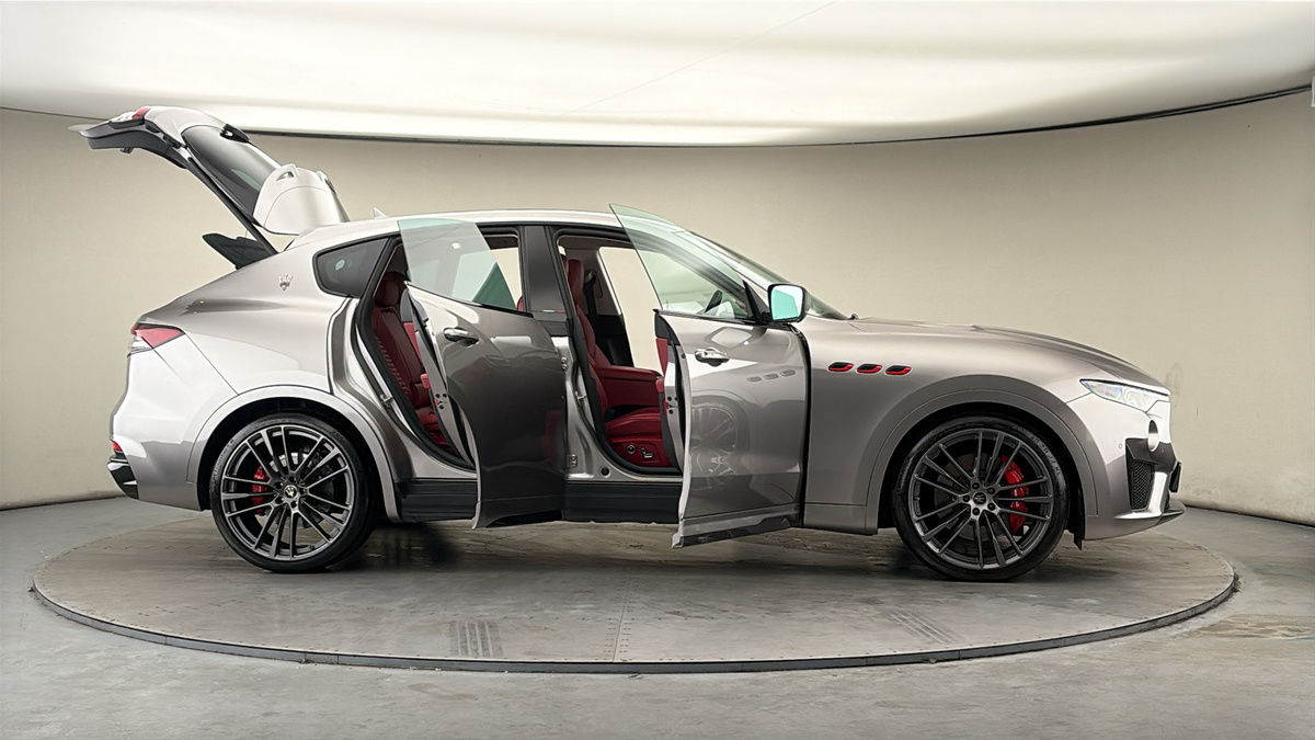 More views of Maserati Levante