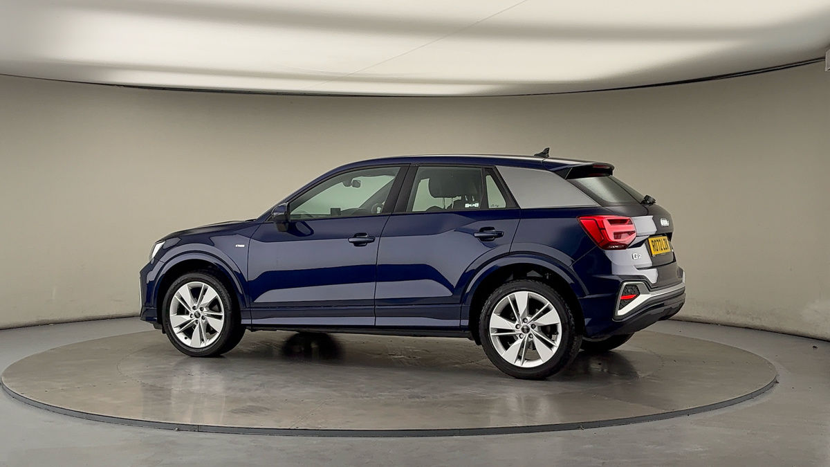More views of Audi Q2
