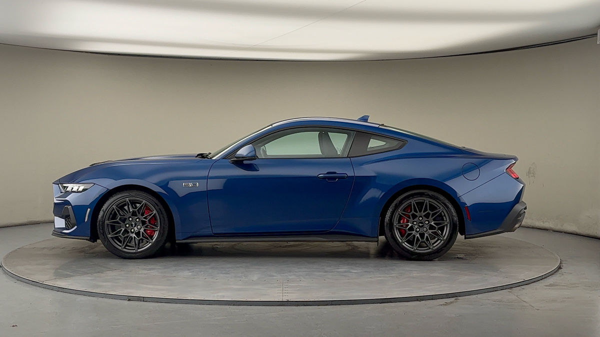 Ford Mustang Image 15