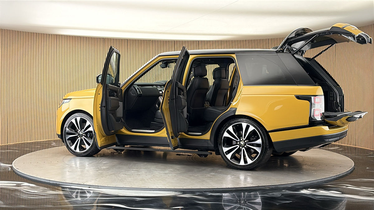 More views of Land Rover Range Rover