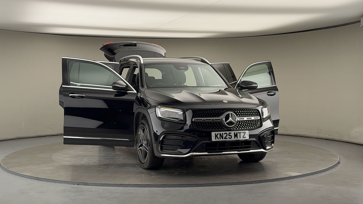 More views of Mercedes-Benz GLB