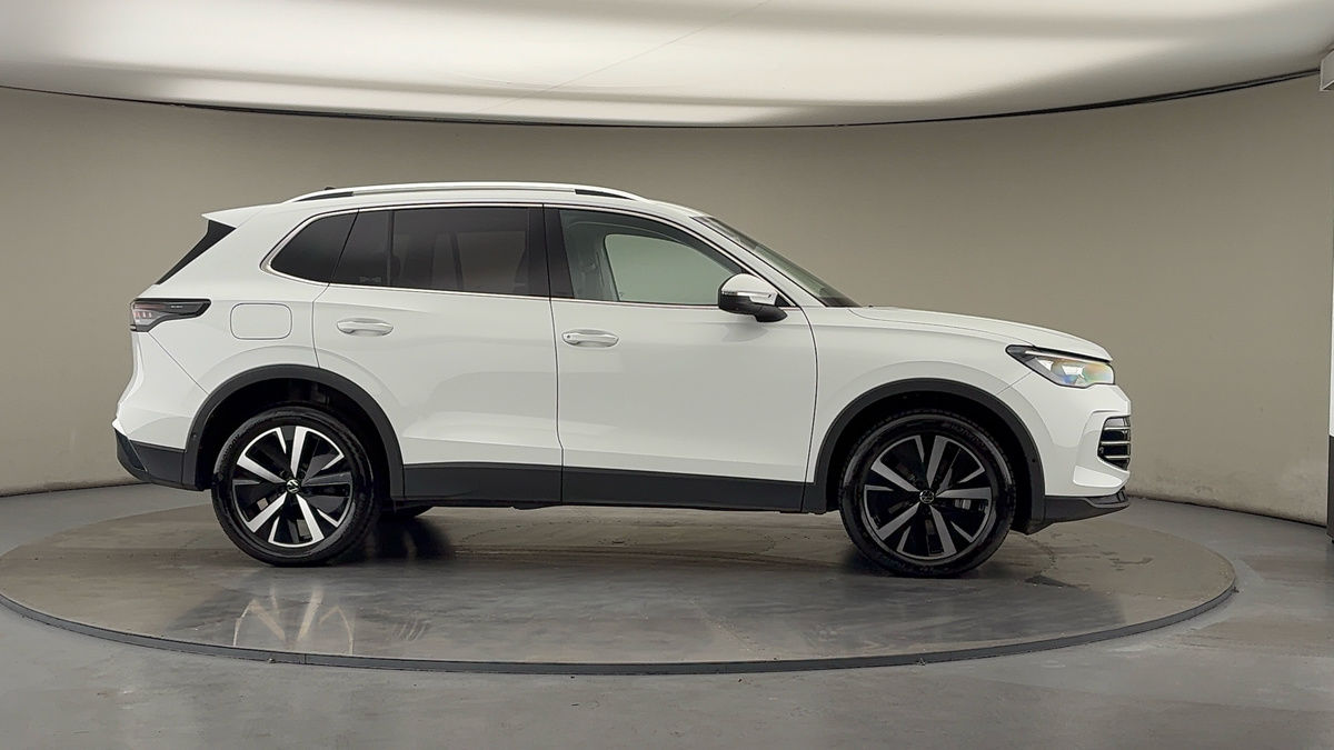 More views of Volkswagen Tiguan