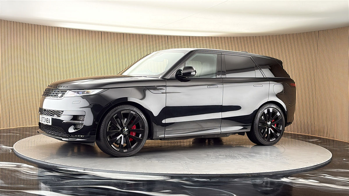 More views of Land Rover Range Rover Sport