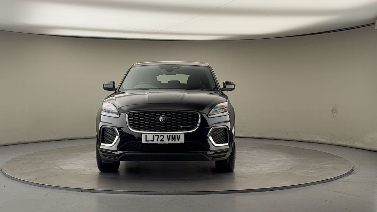 Jaguar E-PACE Image 3