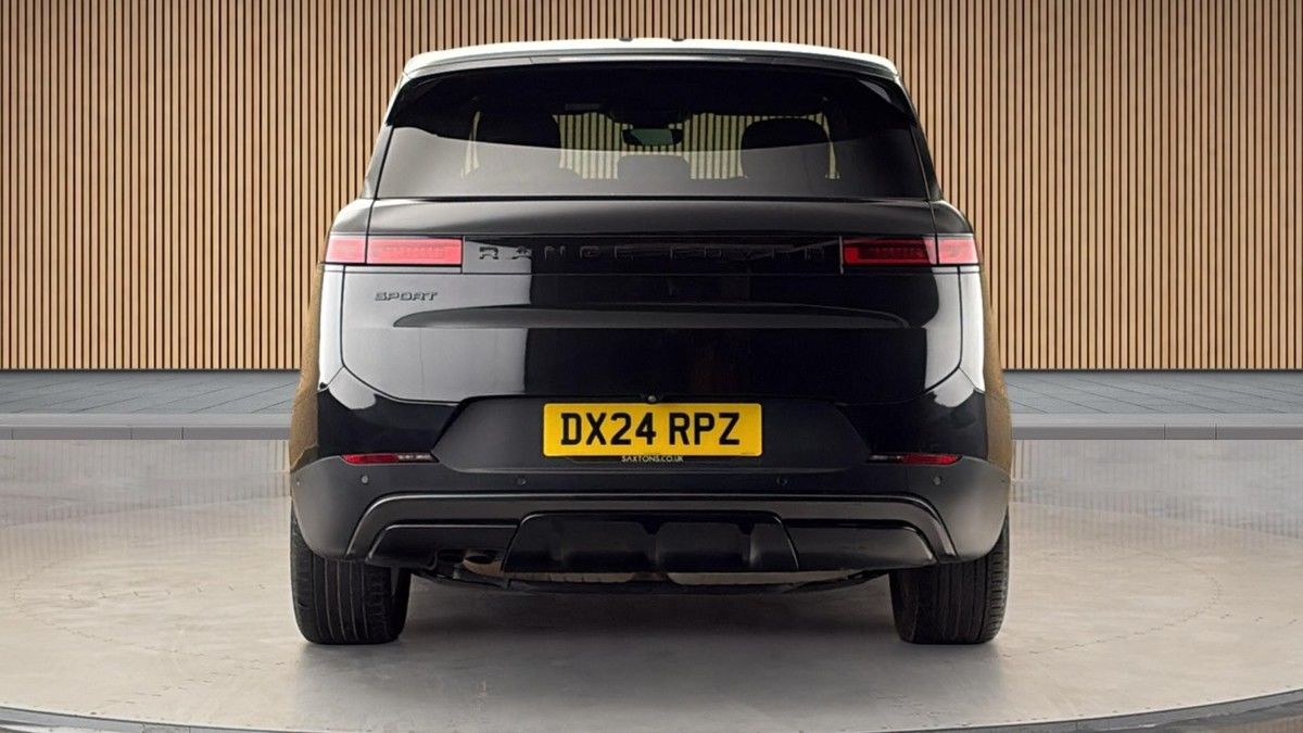 Land Rover Range Rover Sport Image 4