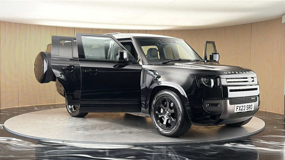 More views of Land Rover Defender 130