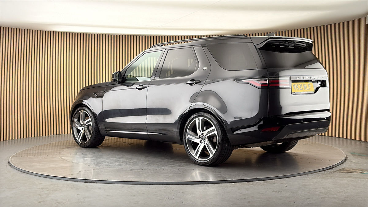 More views of Land Rover Discovery
