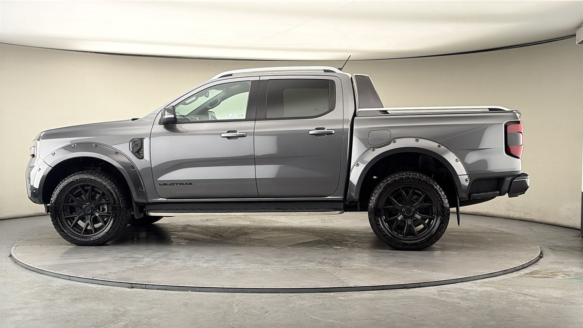 More views of Ford Ranger