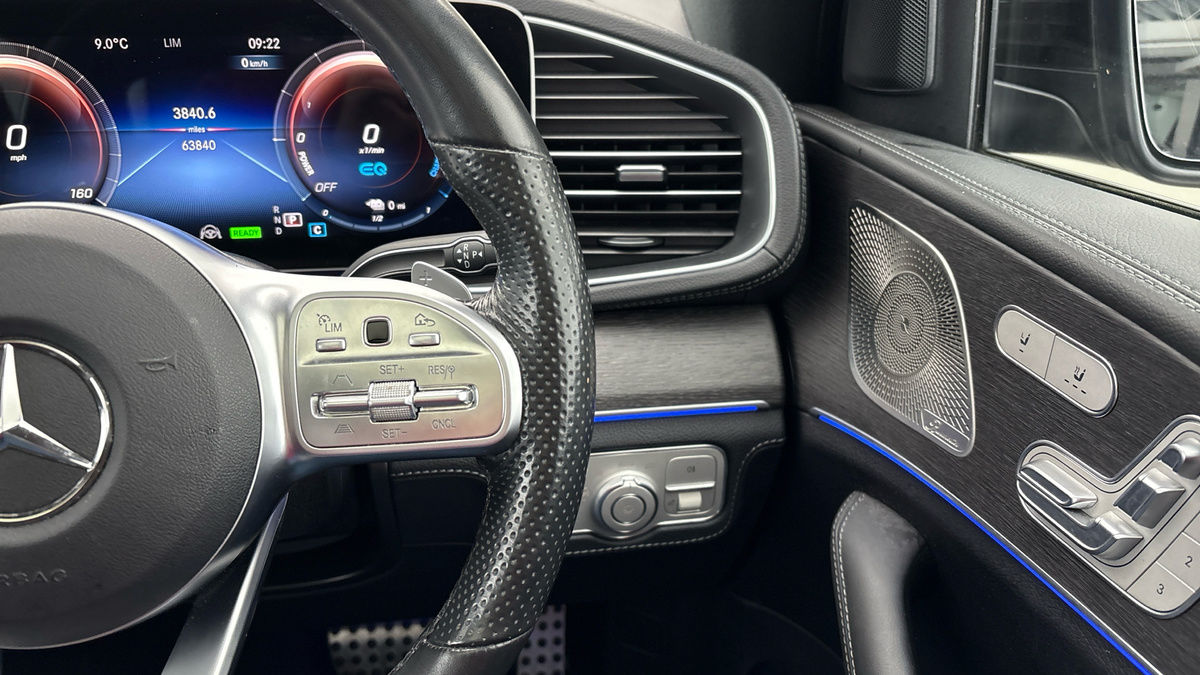 Mercedes-Benz GLE Image 14