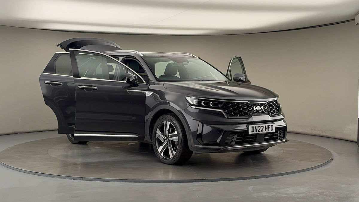 More views of Kia Sorento
