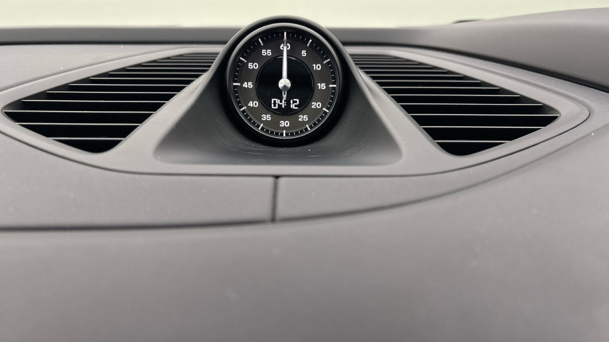 Porsche Macan Image 25