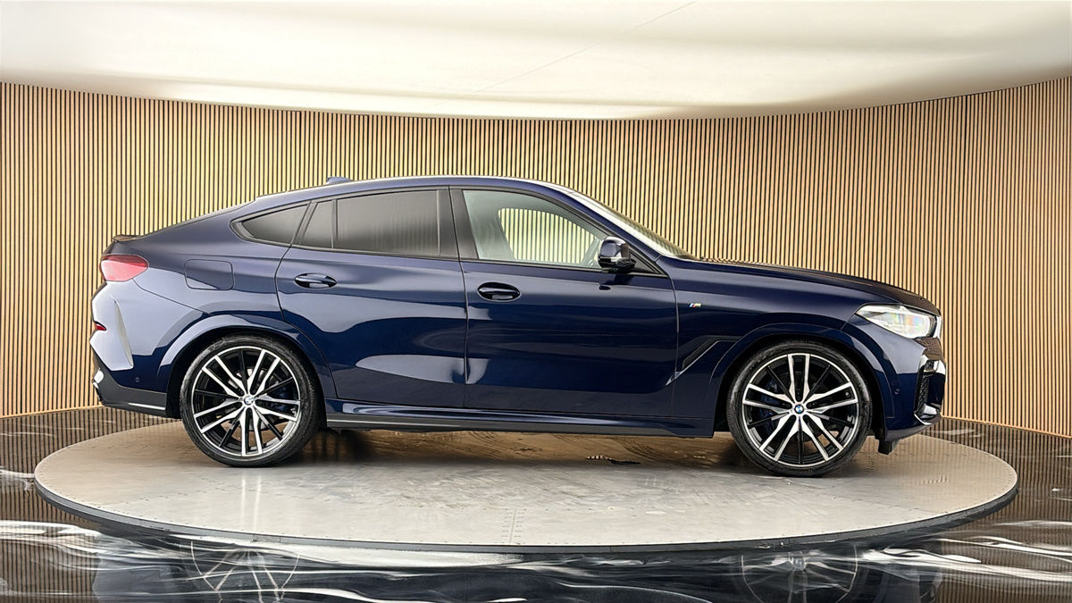 More views of BMW X6