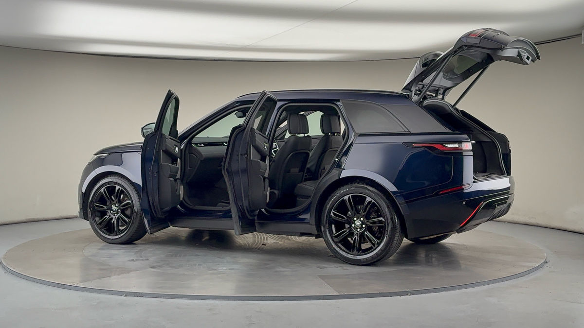 More views of Land Rover Range Rover Velar