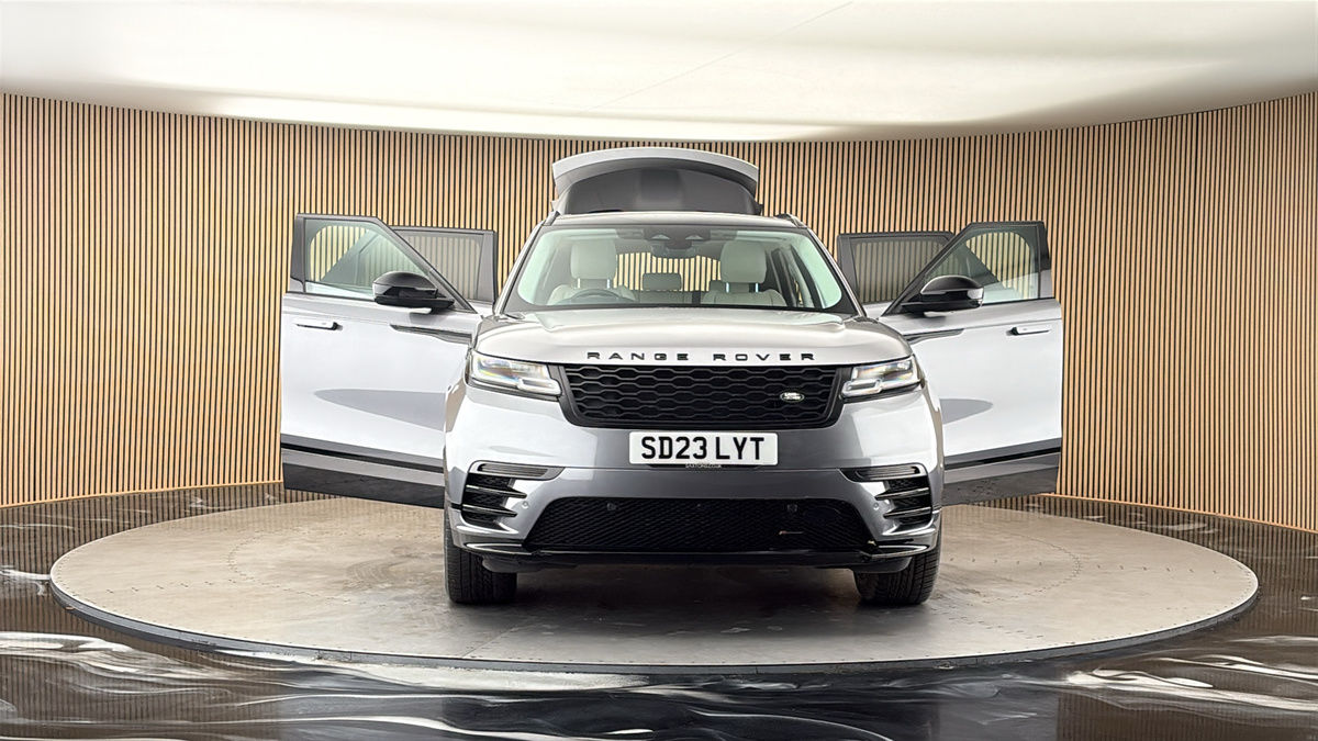More views of Land Rover Range Rover Velar