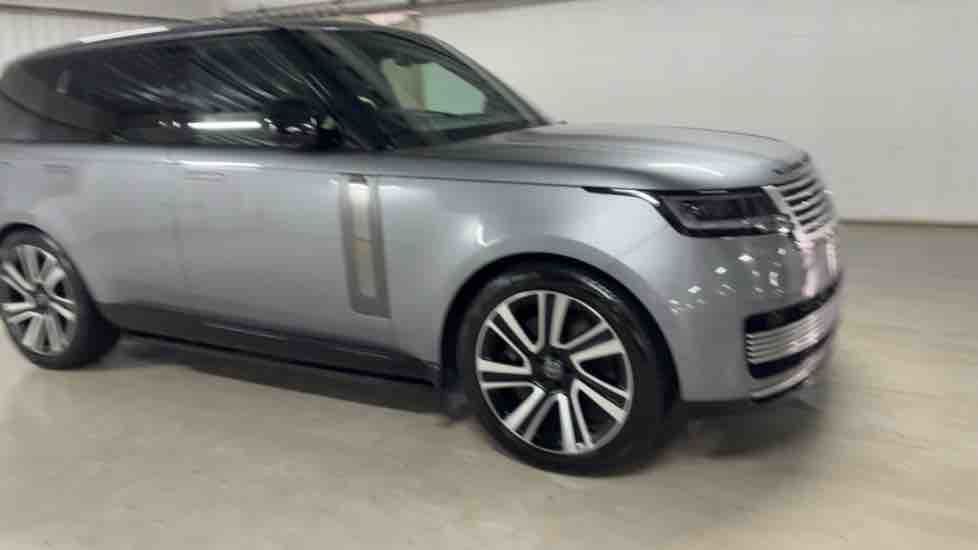 More views of Land Rover Range Rover